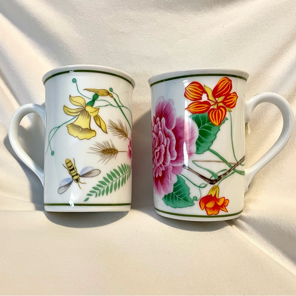 *VTG* (2) Lynn Chase Designs Flores PEONIE Garden 1996 - Floral Garden Mug/Cup
